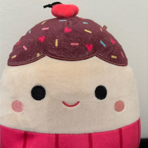 Cute Cupcake Squishmallow Plush Toy - Picture 2 of 6